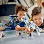 LEGO Star Wars, Fang Fighter mandalorian vs TIE Interceptor, 75348 - imagine 4