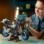 LEGO Technic, Yamaha MT-10 SP 42159 - imagine 4